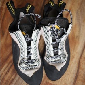 La Sportiva W Miura climbing shoes NWOT